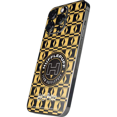 Wizarding Worlds Harry Potter Team Hufflepuff iPhone 14 Pro Skin